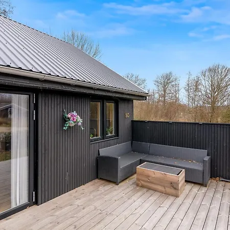 Fastulf - 1-2km To The Fjord By Interhome *